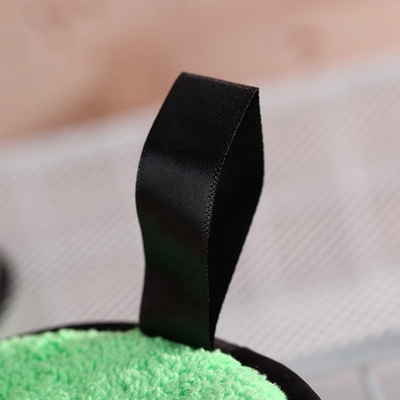 Green Microfiber Face Rounds to Remove Mascara Foundation Lipstick and Eye Shadow Washable Round Beauty Cloths